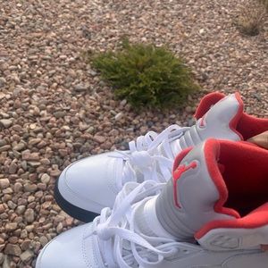 Jordan 5 Retro (Fire Red Sliver Tongue)